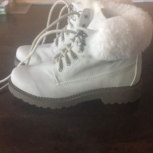 Off white boots